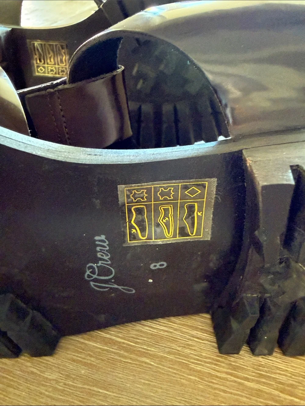 J. Crew Women's Dark Brown Patent Fisherman Sandals with Gold Buckle. Women’s 8 - Picture 10 of 11